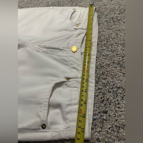 MICHAEL KORS womens size 10 Sexy Boyfriend ivory gold studded cuffed denim jeans - Picture 9 of 14